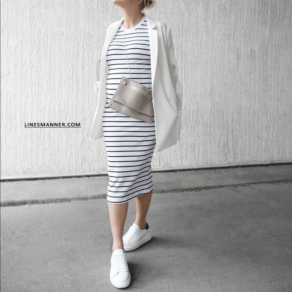 Legoe NWT maternity/non maternity dress